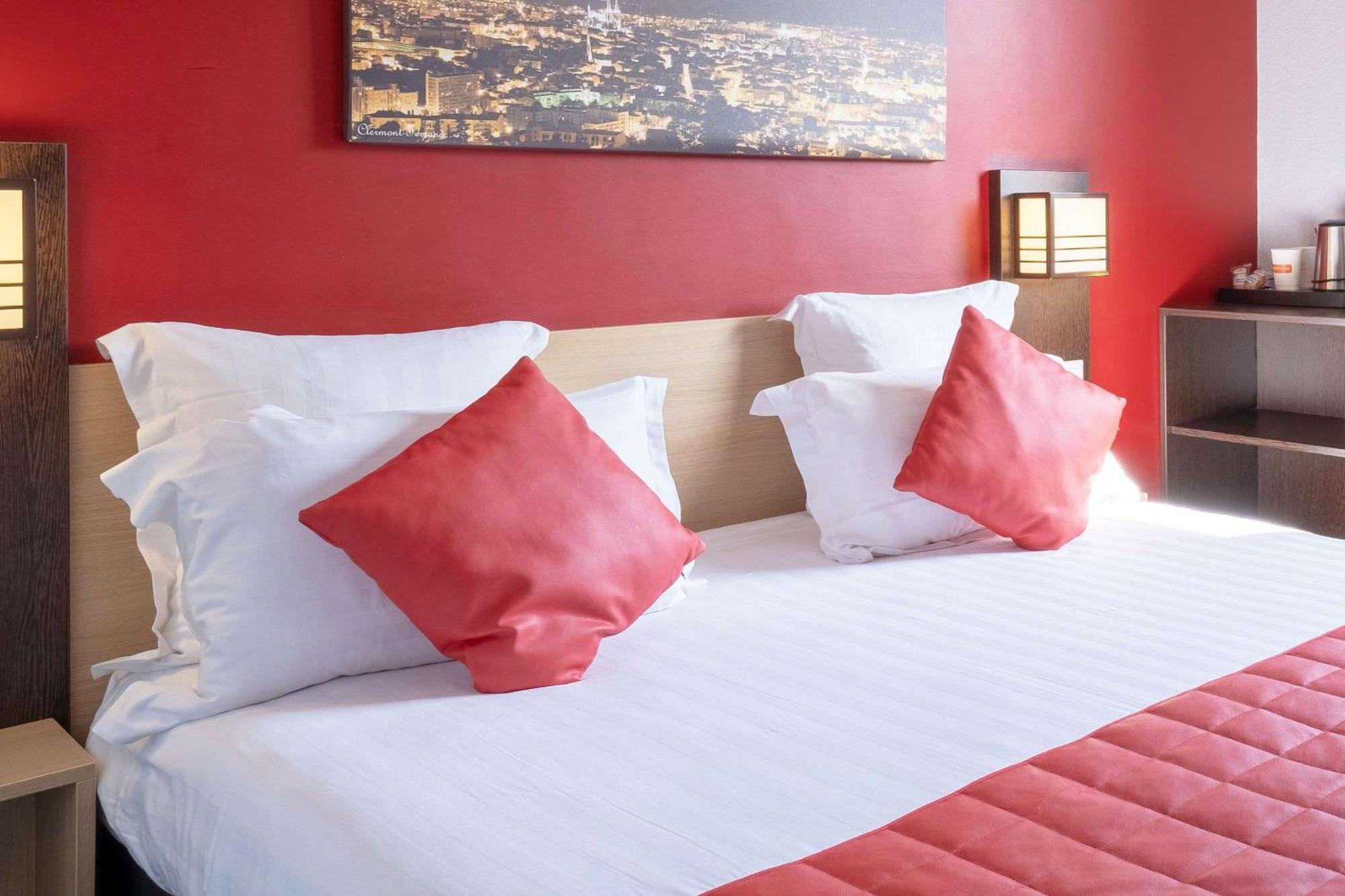 Comfort Hotel Clermont Saint Jacques Exterior foto
